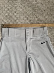 SKU #01B BOYS NIKE BASEBALL PANTS SIZE (XL)