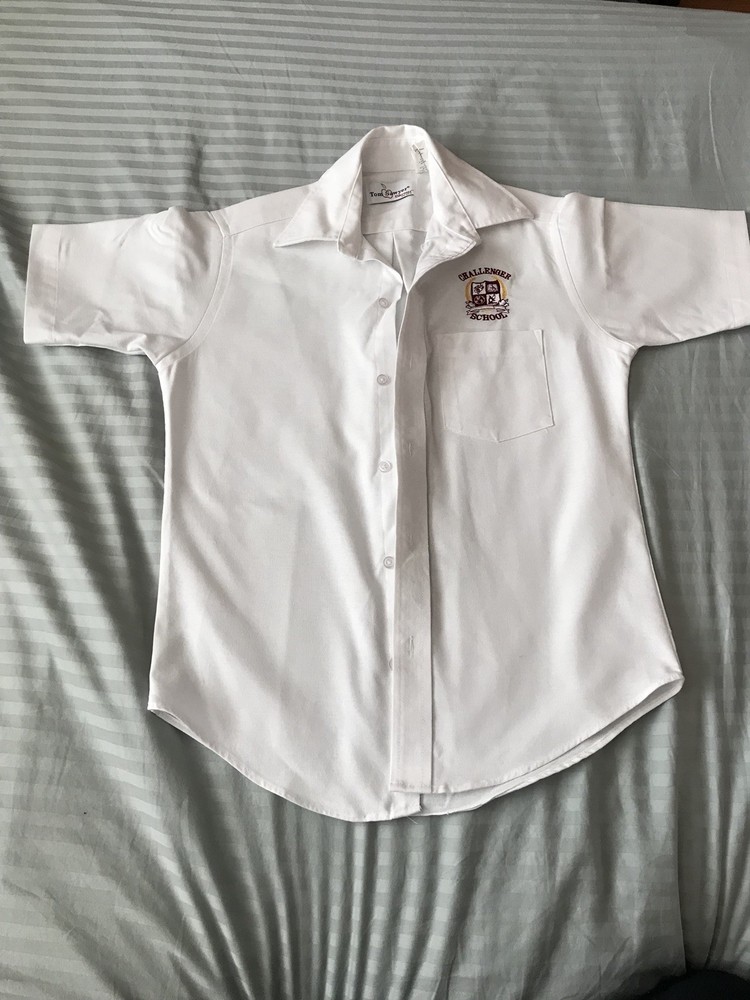 Challenger School Uniform – White Short Sleeve Oxford – 12 Husky