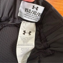 NWT Under Armour Youth Gameday Integrated Football Pants black padded logo