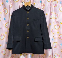 ^_^ Japanese SchoolBoy Uniform . Excellent . Blac. Size: S~ M. School Badge.