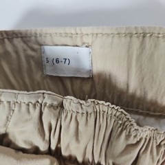 1 Pair GAP Khaki Uniform Cargo Shorts Boys Size 6-7