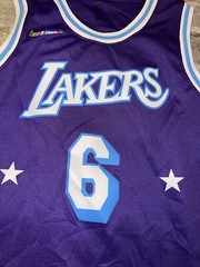 NWOT Lebron James LA Lakers Nike Swingman City Edition Jersey Size Youth M 10-12