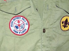 Vintage 1970s Boy Scout BSA Uniform Shirt Youth Green Long Sleeve Patches