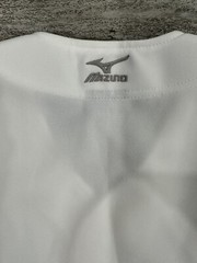 Mizuno Youth Serious Performance Sleeveless Jersey Size Medium Brand New
