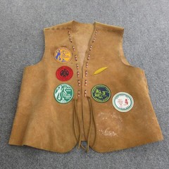 Vintage YMCA Y-Indian Guides Vest Youth Medium Suede Marin County Patches 70s