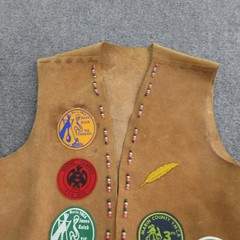 Vintage YMCA Y-Indian Guides Vest Youth Medium Suede Marin County Patches 70s