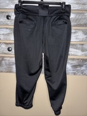 Nike Boy’s Size SM Capri Baseball Pants