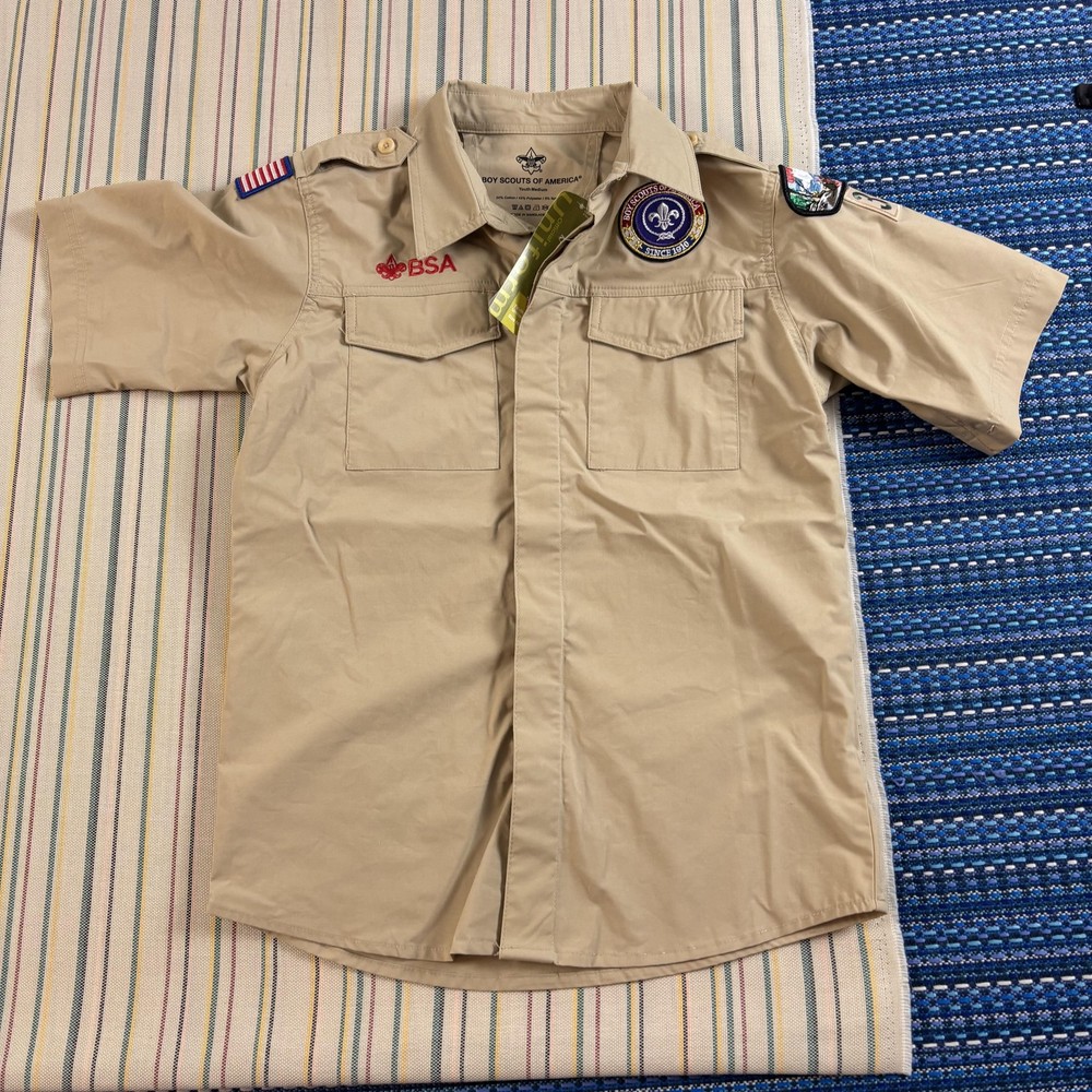 Boy Scouts Of America Shirt Boys Medium 10-12 Tan Uniform Short Sleeve Patches