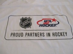 TEAM USA NATIONAL TEAM NHL PROUD PARTNERS IN HOCKEY JERSEY- YOUTH MED OLYMPICS