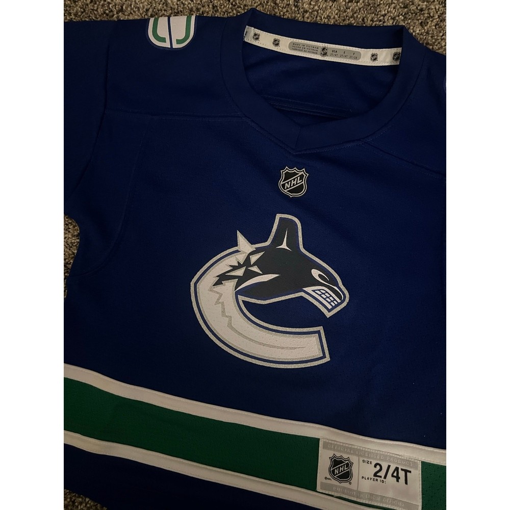 NHL Kids 2/4T Vancouver Canucks Jersey (NWOT)