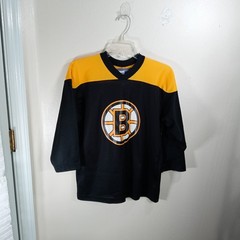 Joe Thornton Boston Bruins CCM Hockey Jersey NHL Licensed Youth Size Large/XL