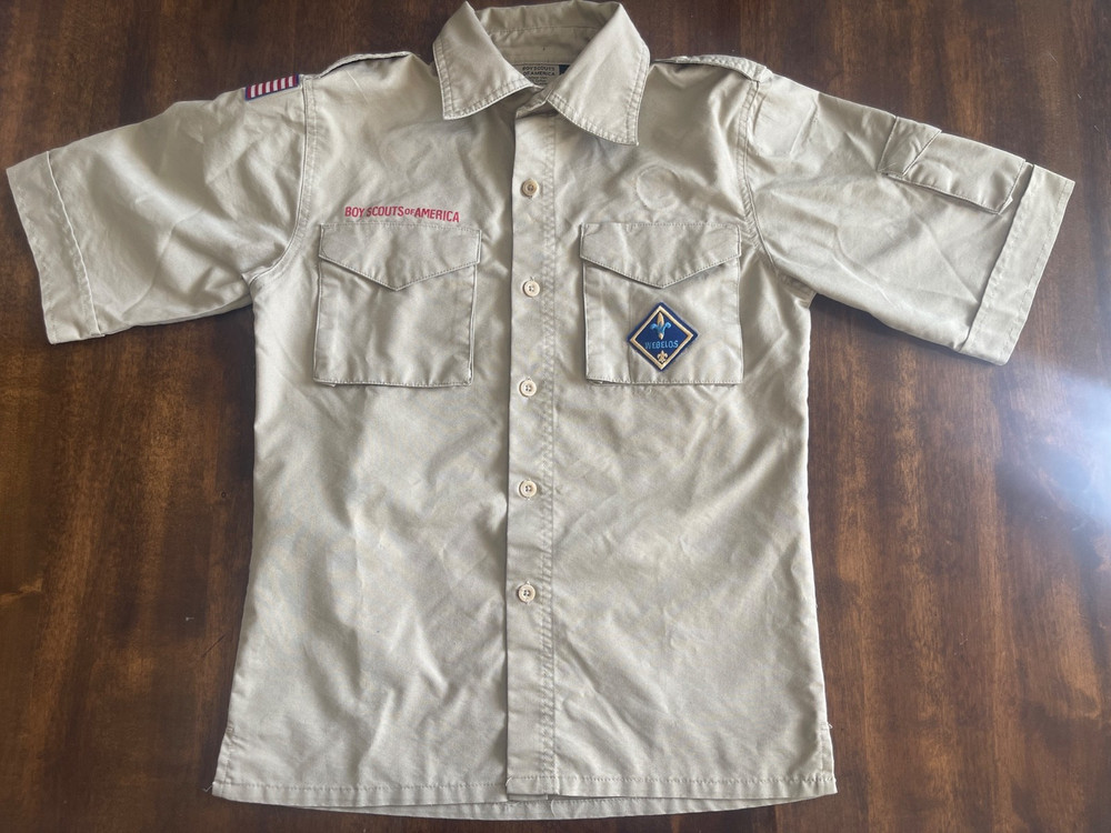 Scouts BSA Uniform Shirt Short Sleeve – Youth Size Medium Used