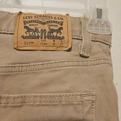 Kids Levi’s 511 Slim Sz 12 Reg khaki colored jeans..5 pockets