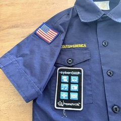 Boy Scouts of America Shirt Youth Small Wyoming Fox Park Scout Badges
