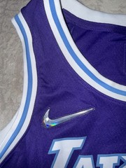 Los Angeles Lakers Nike Swingman City Edition Jersey Size Medium DB4067-504 NBA