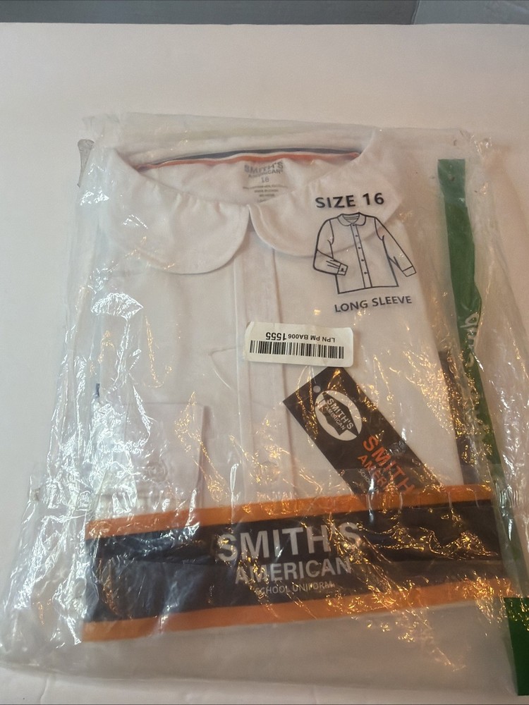 Smith’s American School Uniform / Men’s white long sleeve size 16