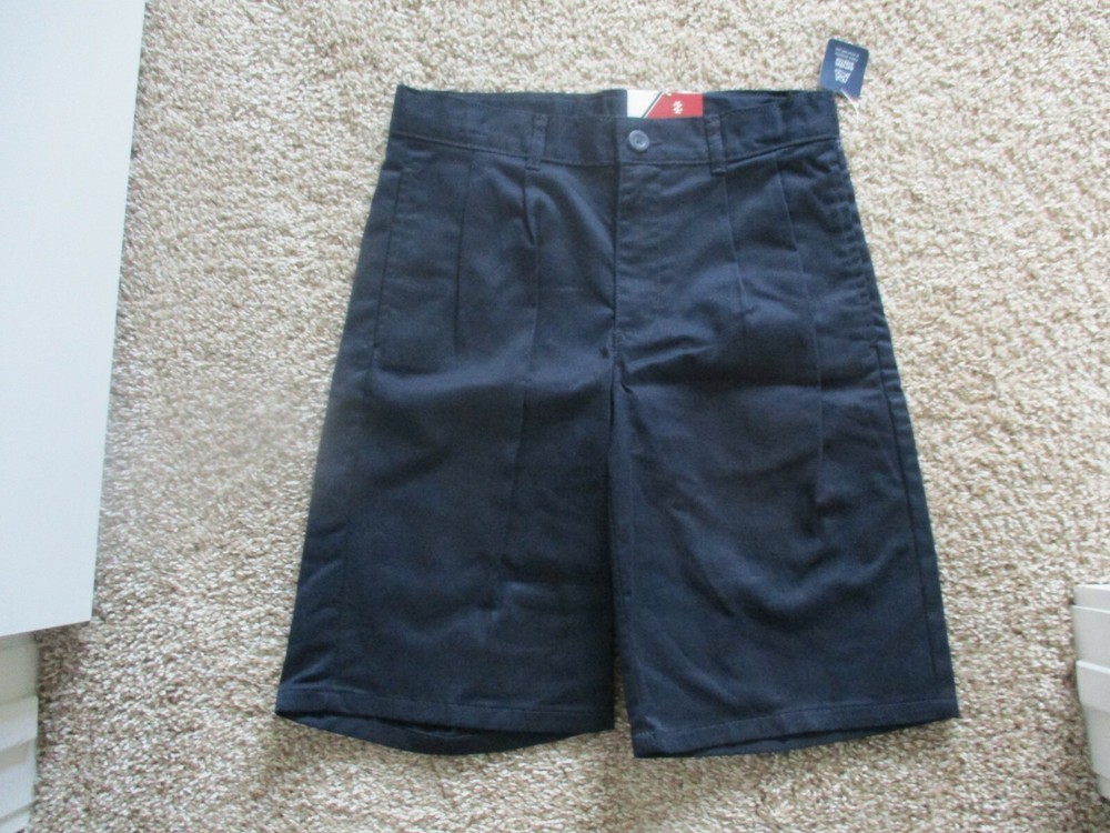 BNWT Izod Big boys formal/school uniform pleated shorts, Size 12, cotton blend