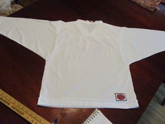 TEAM USA NATIONAL TEAM NHL PROUD PARTNERS IN HOCKEY JERSEY- YOUTH MED OLYMPICS