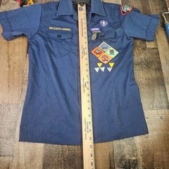 BOY SCOUTS OF AMERICA Shirt Youth Medium Patches