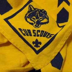 Vintage Boy Scouts of America Cub Scout Uniform Shirt and yellow Scarf Size 10