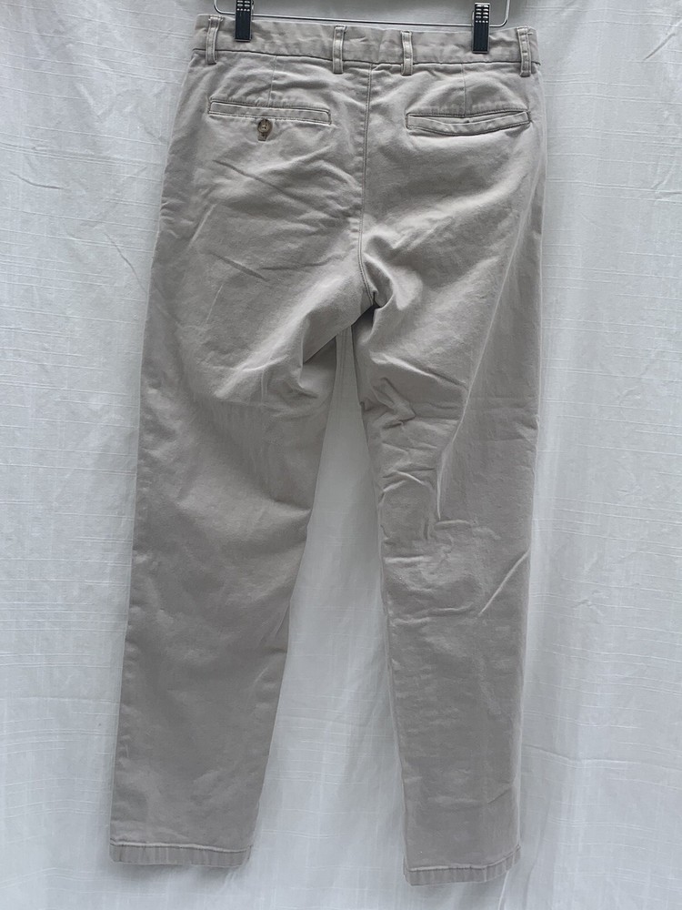 Old Navy Chino Pant Size 28×30. Great For School And Casual Dressing For Boys.