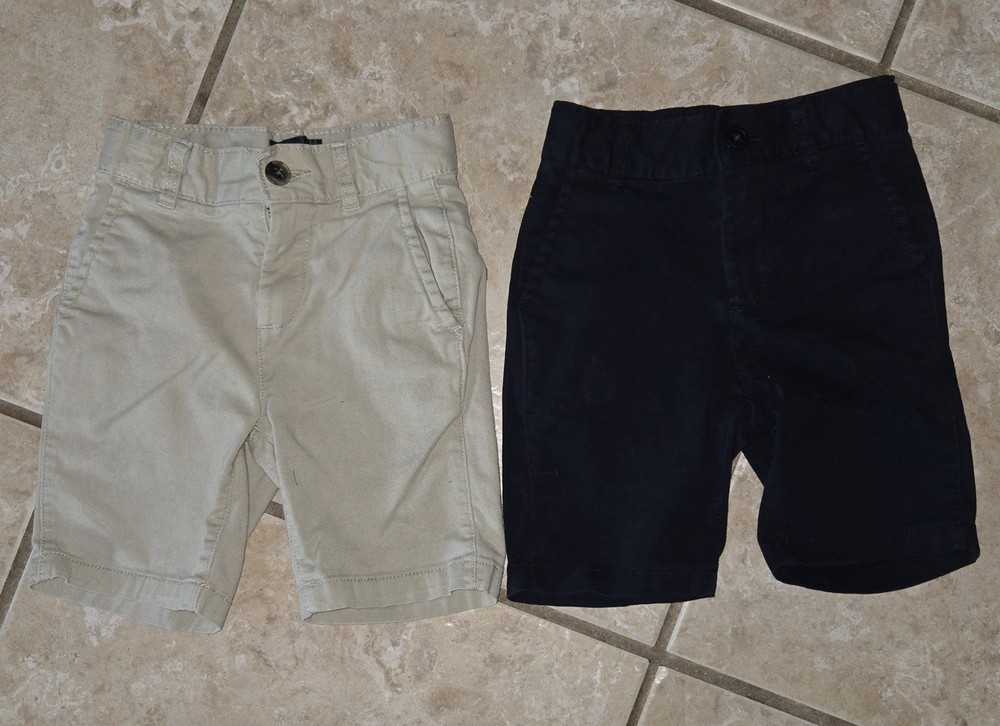 LOT OF 2 BOYS CHILDREN’S PLACE NAVY KHAKI UNIFORM SHORTS SIZE 5