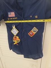 Vintage Cub Scouts of America Shirt Youth Small Patches Badges Longhorn Council