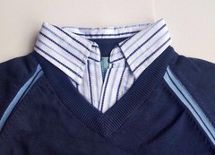 New w. Tag Light Blue Navy Blue Collar Knit Uniform Sweater School Boys Size 5-7