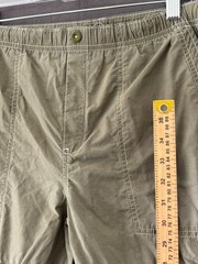 Lands’ End Boys 18 Pull On Pants Green Nylon Blend Contrast Stitch Lightweight