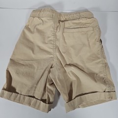1 Pair GAP Khaki Uniform Cargo Shorts Boys Size 6-7