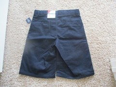 BNWT Izod Big boys formal/school uniform pleated shorts, Size 12, cotton blend