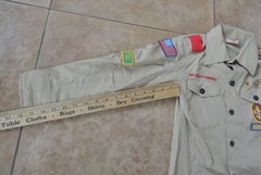 BOY SCOUTS OF AMERICA Shirt Youth 10 BSA OFFICIAL CUB SCOUT Badges Pins Colorado