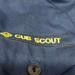 Vintage Boy Scouts of America Cub Scout Uniform Shirt and yellow Scarf Size 10