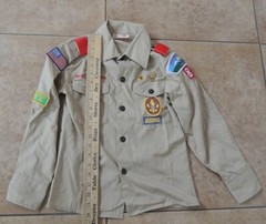 BOY SCOUTS OF AMERICA Shirt Youth 10 BSA OFFICIAL CUB SCOUT Badges Pins Colorado