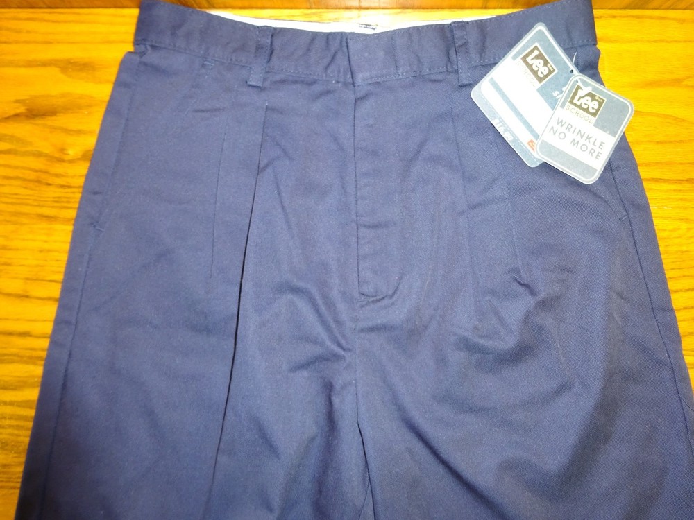 NEW BOY’S LEE SCHOOL SHORTS NAVY BLUE SIZE 16 MSP $16.99 .