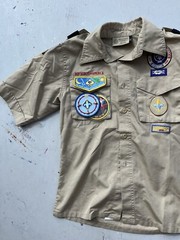 Kid’s Boy Scouts of America Shirt Beige Uniform Official M Chief Outdoors Camp